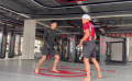 敬業(yè)能吃苦 只為演好格斗選手！陳永勝《八角籠中》訓(xùn)練VLOG