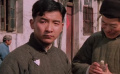 小伙为了面子 在街上遇到亲爹假装不认识