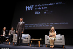 当地时间9月16日，加拿大多伦多，刘德华出席第48届多伦多国际电影节举办的专场对话会，分享自己逾40年职业生涯的心路历程。本届多伦多国际电影节已授予刘德华“特别贡献奖”，使他成为首位获该奖项的中国电影人。 