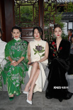 张雨绮、胡杏儿、娜然同框 穿新中式礼服优雅亮相