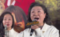 張桂梅校長最愛的歌曲《紅梅贊》 第二代“江姐”孫少蘭現(xiàn)場演唱