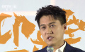 靳东《欢迎来到麦乐村》再演医生 与刘敏涛亲如家人