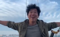 黄渤分享在拍摄《涉过愤怒的海》期间高空威亚戏花絮
