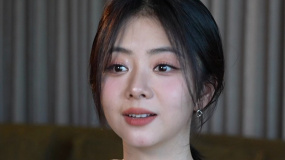 譚松韻：閆妮工作中很厲害，生活中很微醺