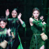 鞠婧祎和许佳琪新春海报双C位引争议，到底是谁德不配位？