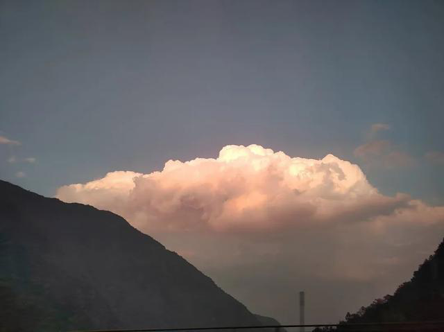 边城瑞丽,拥抱三年来“第一个春天”