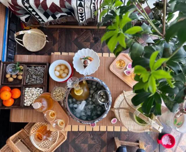 围炉冰茶又火了,年轻人为何钟情围炉?