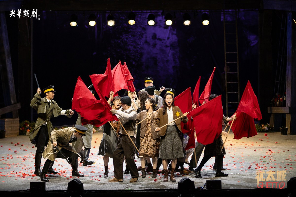 《犹太城》首演完美落幕，带给内心的余震却仍在澎湃