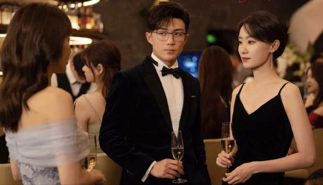 许幻山2.0版卷土重来,如果渣男有段位,李泽锋就是王者