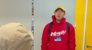大鵬在周星馳面前大秀RAP才藝 周星馳：冷靜！冷靜！