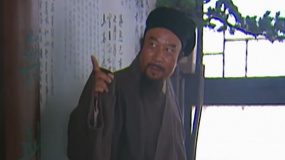 李雪健撰寫的《生活就是一個大講堂》文章中“玩命”二字讓王梓薇印象深刻