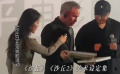 维伦纽瓦陈思诚互送礼物