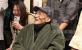 90歲游本昌探班國家話劇院 我永遠和你們在一起