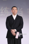 《誰持彩練當(dāng)空舞》寧波首映 主創(chuàng)齊聚以榮譽(yù)之戰(zhàn)傳遞“紅色影響力”