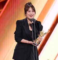 马丽获2024电影频道M榜年度女演员荣誉