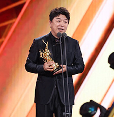 黄渤获2024电影频道M榜年度男演员荣誉