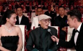 游本昌现场演唱《故乡的云》，夸费翔歌唱得好人也帅