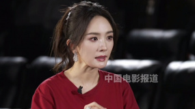 杨幂自己买道具给《没有一顿火锅解决不了的事》角色增加仪式感