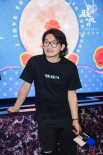 《穿过月亮的旅行》路演 张子枫“哥哥”彭昱畅现身