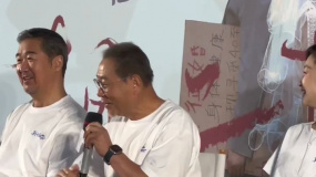 范伟《朝云暮雨》爆改家政达人 “老秦”现场传授厨房清洁秘籍