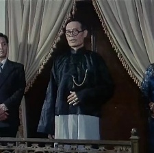 龍?jiān)坪褪Y介石