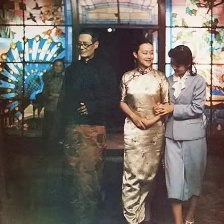 龍?jiān)坪褪Y介石
