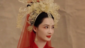李沁說林婉兒大婚的頭冠是定制的 “焦糖感頭冠備受大家青睞”