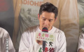 胡歌現(xiàn)場清唱《六月的雨》夢回20年前的逍遙哥哥