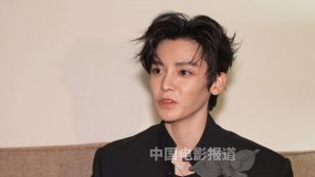侯明昊說(shuō)從小就有武俠夢(mèng) 喜歡江湖人士的快意恩仇