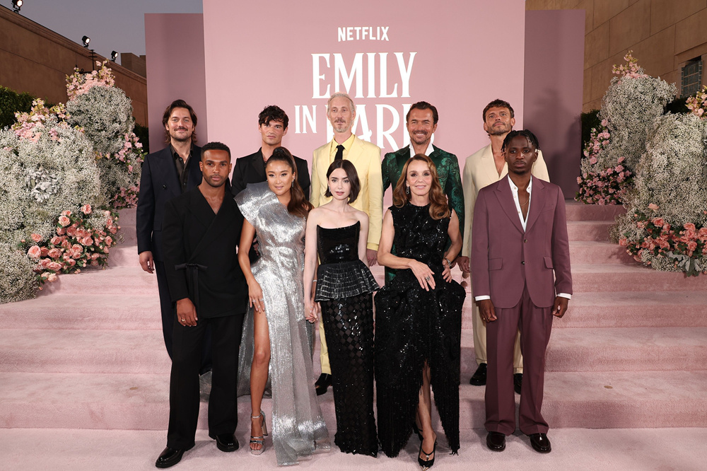 《艾米丽在巴黎4》首映礼 莉莉·柯林斯等主创出席