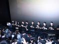 《流浪地球2》3D首映禮 郭帆妻兒亮相打call第三部