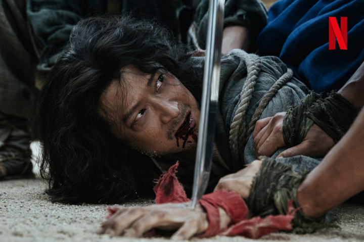 电影《战，乱》(전, 란)2024– 百度云网盘,中文字幕在线观看