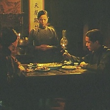 金秋桂花遲
