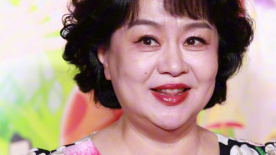 鞠萍姐姐：如果不為圍裙媽媽配音 我會(huì)講故事 開(kāi)圍裙媽媽飯店