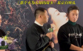 《那个不为人知的故事》首映 观众送导演“掌管选角的神”锦旗