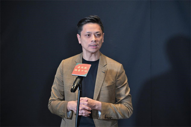 电影《康熙与路易十四》香港首映 粤语版配音亮相