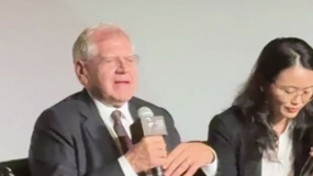 電影《此心安處》首映禮 導演羅伯特·澤米吉斯談拍攝感受