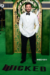 《魔法坏女巫》伦敦首映  A妹亲哥、男友齐上阵！
