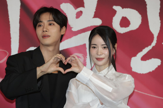 《玉氏夫人传》发表会!林智妍想成为古装剧女王