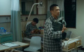 張家輝就地取材 靠化學(xué)知識(shí)逃脫
