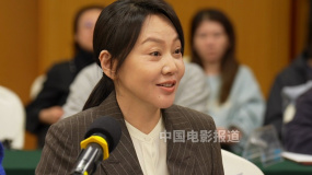 閆妮分享接演《小巷人家》緣由 “主動求職的同時收到邀約”