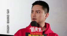 尹正在劇組吃到賈冰做的飯 《假爸爸》路演上演報菜名