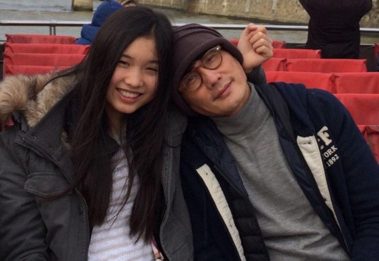 离别4年！包小柏AI女儿近况 公司LOGO暗含深意