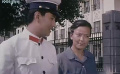 她從霧中來：臨時工與家庭瑣事的對話