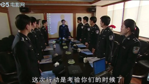 特警狙击手：国际刑警组织发现了一个...