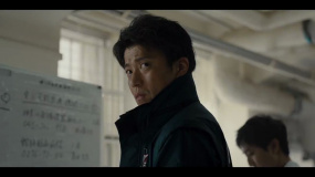 小栗旬主演！電影《前線》發(fā)布預(yù)告