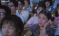 端盤子的姑娘：表哥帶去聽(tīng)演講然后自己幻想到自己上臺(tái)的場(chǎng)面