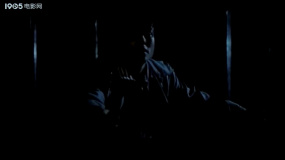 峨眉飞盗：黑夜里打斗的俩个人