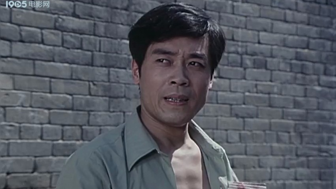 嫁不出去的姑娘：双喜卖木材偷老人钱包