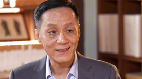 冯远征：一切工作以人艺为主 和人艺的演员演戏是一种幸福